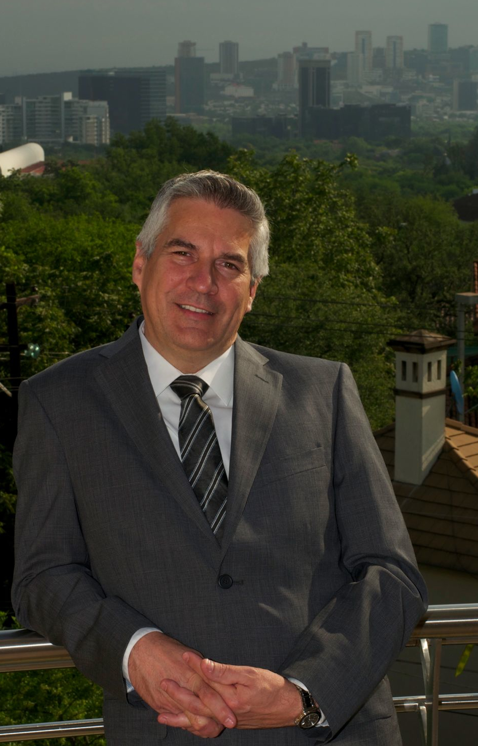 Carlos Richer